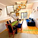 My Universe Mezzanine Teczowe Wzgorze 아파트